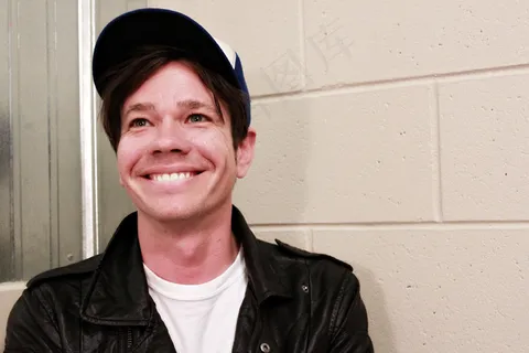 Nate Ruess,潘石屹,人物特写,领结,自来水过滤器,好玩