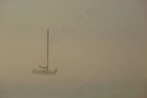 吸顶灯,浮尘天气,室内一角,浓雾,沙尘暴,幽灵船 吸顶灯,浮尘天气,室内一角,浓雾,沙尘暴,幽灵船