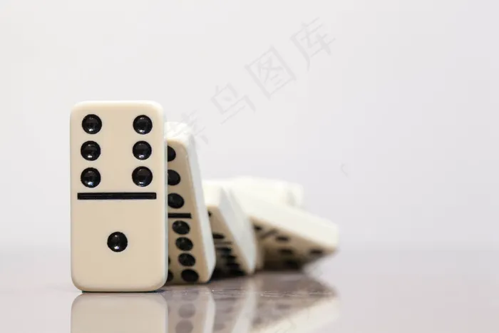 骨牌