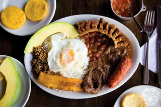 食物,菜肴,椰浆饭,碗,面条,潘代亚·帕萨