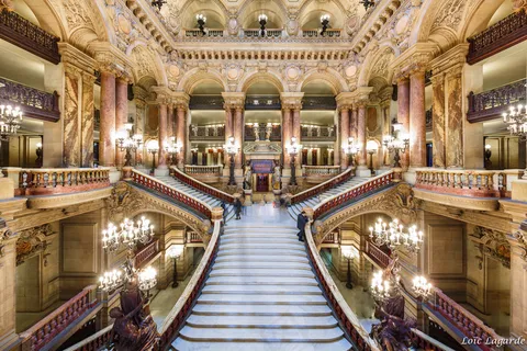 巴黎歌剧院内的主要楼梯