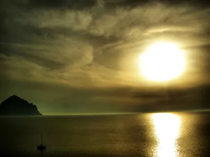 天空,霞光,海洋,卷积云,湖泊,上帝的眼睛? 天空,霞光,海洋,卷积云,湖泊,上帝的眼睛?