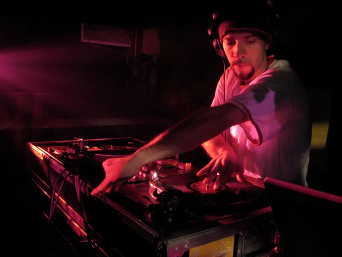 Dj Seltzer