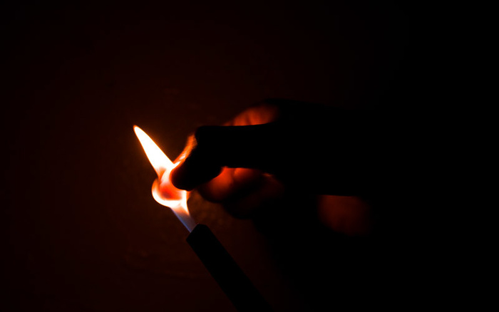 扑灭火焰