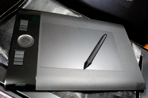 新的Intuos4