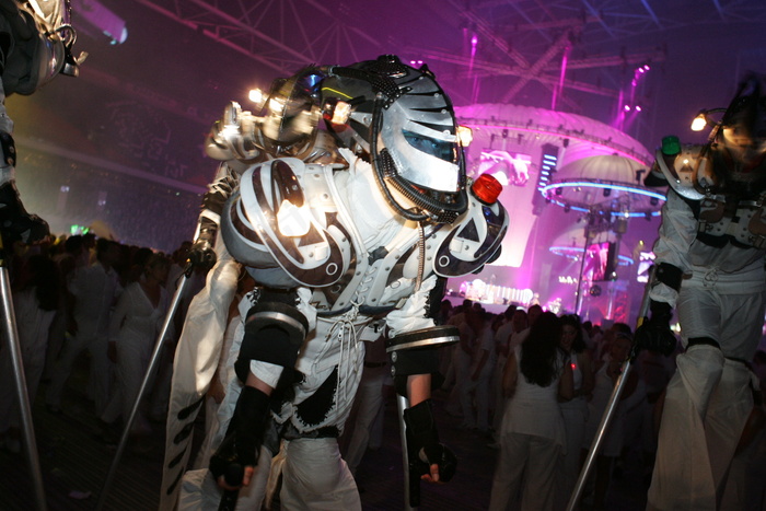 屏幕截图,动漫玩具,卡通动漫人物,轿车,摩托车,感觉白-IV4V4833