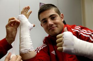 足球运动,皇马队,人物特写,奥运火炬手,,2013年3月22日英国狮心队4-1墨西哥格雷罗