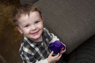 儿童,男孩,美女,女孩,人物特写,36/52-甜美男孩倒置吸管杯