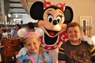 彩色动漫,米奇米妮,游乐场,玩具,和米妮