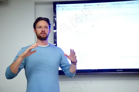 电脑办公,美女,瑜伽,孕妇,十月版1