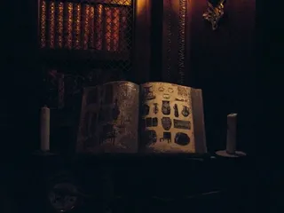 门,文字图片,窗户,印章,酒窖,恐怖塔