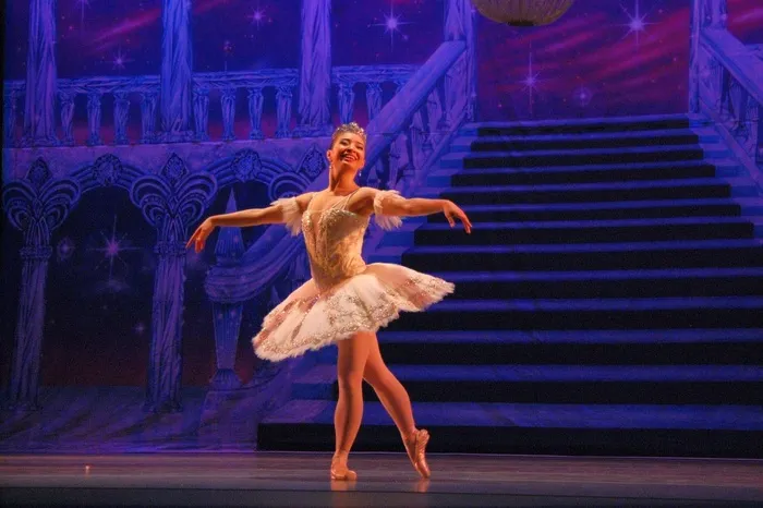 芭蕾舞剧,花卉,双人芭蕾,芭蕾舞演员,Aurora_Ballet_20120504_187