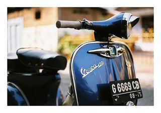 屏幕截图,卡通动漫人物,手枪,自行车赛,背包,大黄蜂类