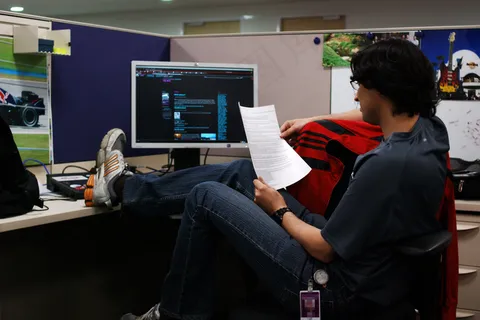 台式电脑,教室,人物特写,男孩,办公区,我最喜欢的奴隶姿态