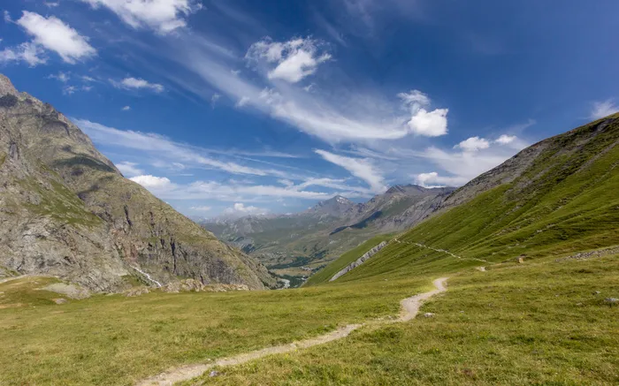 天空,风景,树,草地,山峦,蒙塔涅·德·阿尔卑斯