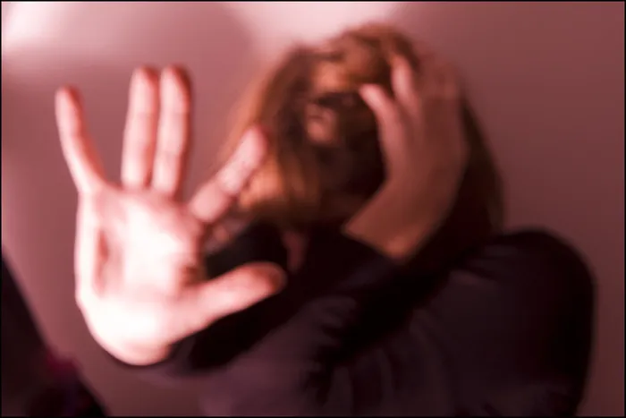 打击暴力侵害妇女行为需要明确的法律依据