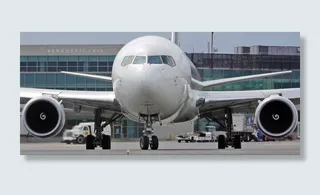 轿车,机场,飞机,预警机,客机,B767