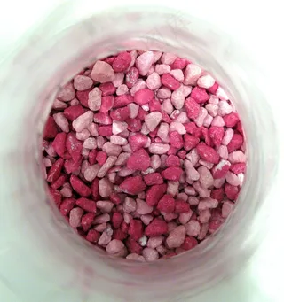 茶叶,玫瑰花瓣,紫薯,冻干草莓片,花椒,不要看不起粉红色。