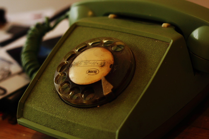 telefone,化妆品,甜品,瓶子,护肤品,电话