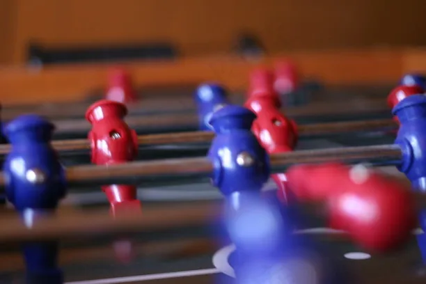 桌式足球,玩具,母球,棋子,图钉,杂