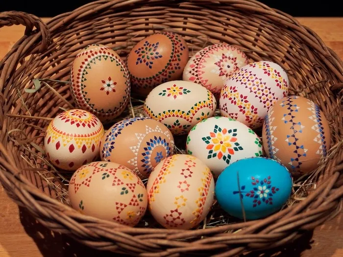 鸡蛋,鸡蛋壳,复活节彩蛋,蛋类,工艺品,Ostereier 2014 Wachsbossiertechnik