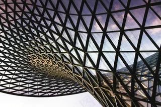 夜景照明,雕像,建筑,剧院/博物馆/礼堂,自来水过滤器,未来的架构