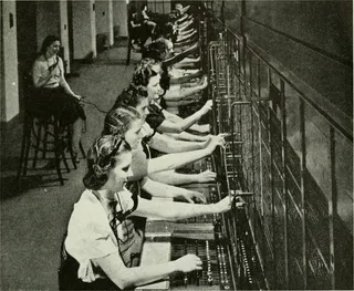 图片来自“贝尔电话杂志”（1922）第228页