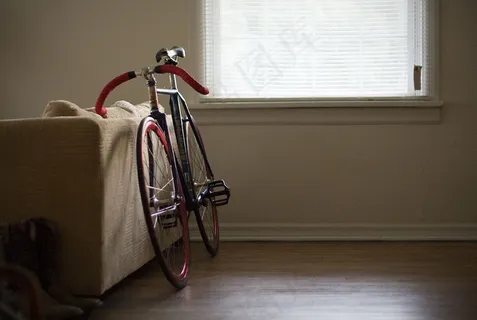 室内一角,自行车,运动自行车,窗户,椅子,IMG_7299