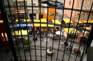 库里蒂巴纪念碑