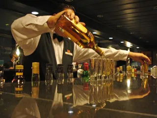 龙舌兰酒 ：-）