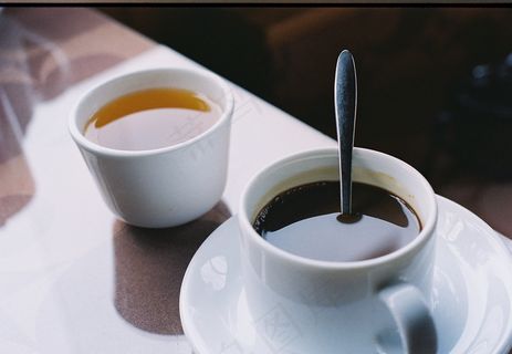 早上喝咖啡