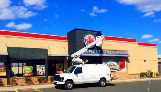 轿车,汉堡王,建筑,沿街店面,城市街道,汉堡王