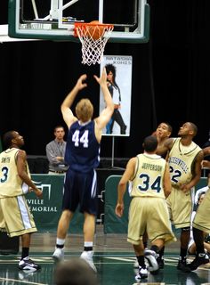 杰克逊维尔大学vs北佛罗里达大学篮球比赛