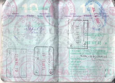 快递单,货票,股金证,条形码,文字图片,护照