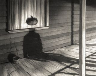 对于所有希望一年365天万圣节的小巫婆和妖精！请访问Halloweenietime.tumblr.com访问我，我会关注！