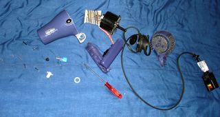 电子原器件,玩具,床单,活动扳手,耳机,哎呀