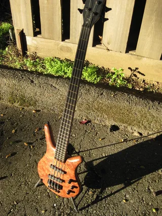 Warwick拇指电贝司NT 2006