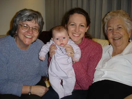 合影,全家福,人物特写,婴儿,合照,四代妇女