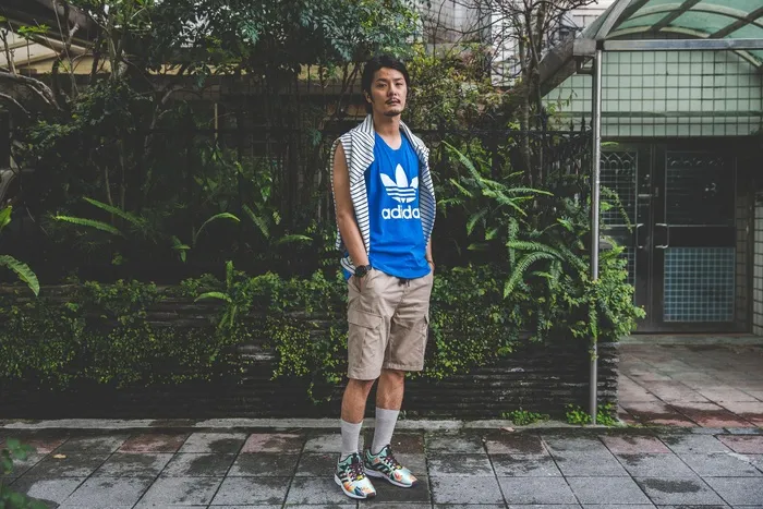 人物活动,男孩,阿迪达斯,热带雨林,街道,adidas Original