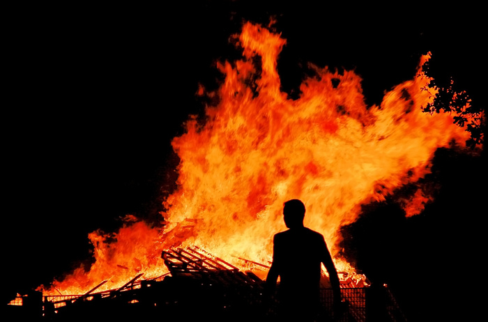 火人！