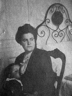 图画,黄家驹,卡通动漫人物,油画,工笔画,母乳喂养的奶奶