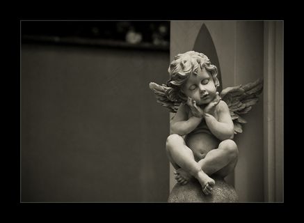 公墓天使（古特）