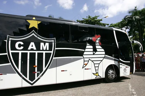 轿车,巴士,摩托车,自行车,火车,Entrega doÔnibusdo Galo-19/01/2010 轿车,巴士,摩托车,自行车,火车,Entrega doÔnibusdo Galo-19/01/2010