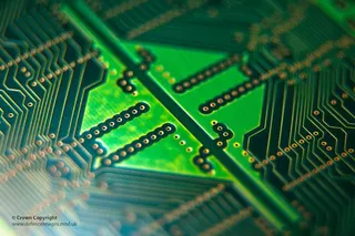 电路板,玩具,圆珠笔,文字图片,金属栏杆,电脑电路板