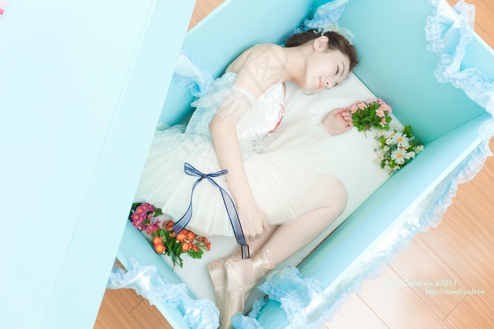 美女,婚纱写真,婚纱,女孩,床,Gift_09.jpg