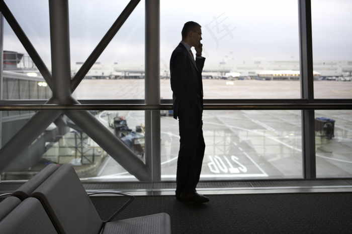 阳台,剧院/博物馆/礼堂,窗户,开窗器,观景阳台,布鲁塞尔机场商人在电话上（c）koenbroos