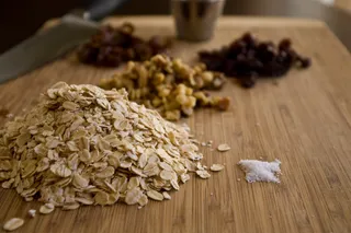燕麦,燕麦片,芝麻,西洋参片,蒜,真正完美的燕麦片
