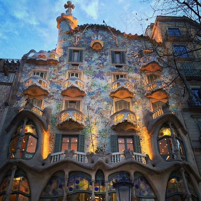 “希望是被唤醒的人的梦想”，阿里斯托特雷斯。 Saturday有一个神奇的星期六晚上！ （感谢@laninenrose这张美丽的照片）