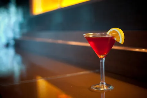 豪华鸡尾酒和酒吧照片 豪华鸡尾酒和酒吧照片