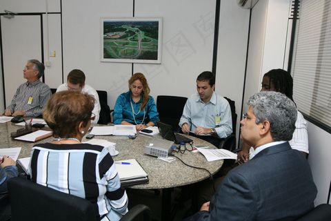 小组会议,召开座谈会,现场办公,室内一角,教室,法规